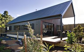 Margaret River Bungalow-1-Street - Pet Friendly